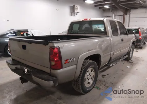 2003 Chevrolet Silverado 1500 Ls z USA, uszkodzony, nr VIN 2GCEK19T931313298